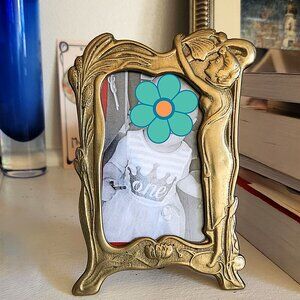 Art Nouveau / Deco Vintage Brass Photo Frame Lady Lotus Vines Brass 6"×4"